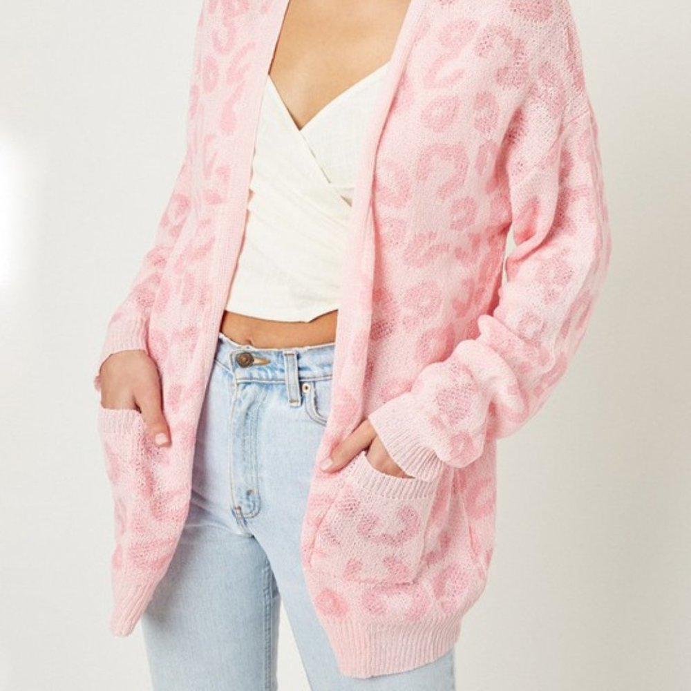 Oversized Pink Lightweight Leopard Knit Cardigan - Picture 4 of 10